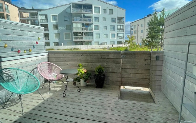 The Seaside Apartment