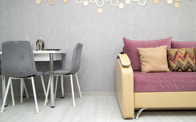 SunSet (СанСет) на улице Героя Советского Союза Аристархова