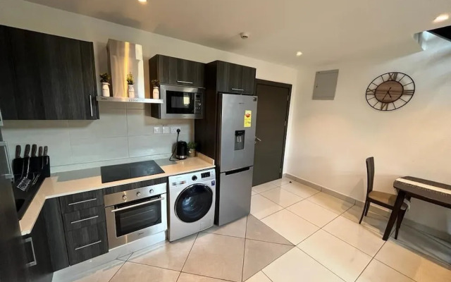 Embassy Gardens Royal Luxury Apartments