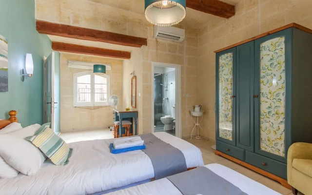 Twilight Gozitan Farmhouse With Pool