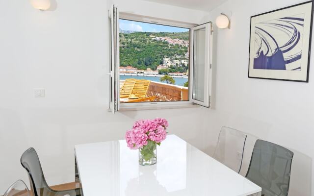 Hedera Estate, Hedera A32