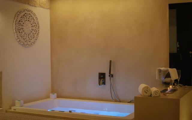 Suite 52