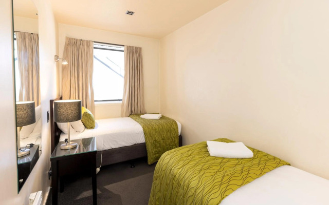 Airport Gateway Motor Lodge