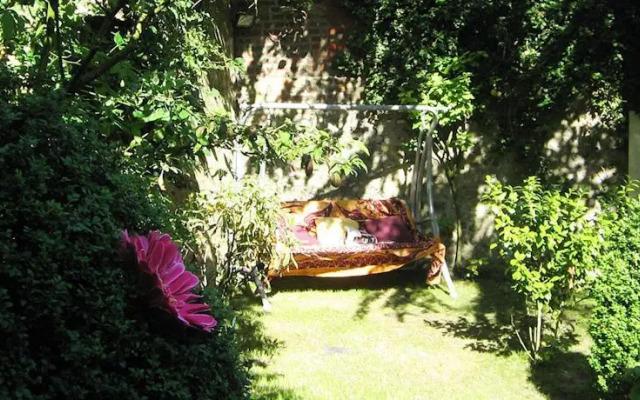 Suivez le Lapin Blanc