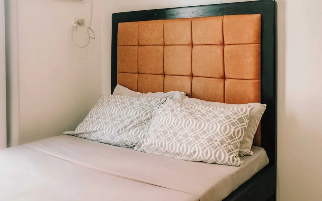 City Haven With Prime Views