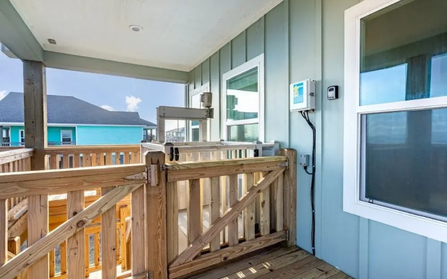 Perfectly Happy 4 Bedroom Home