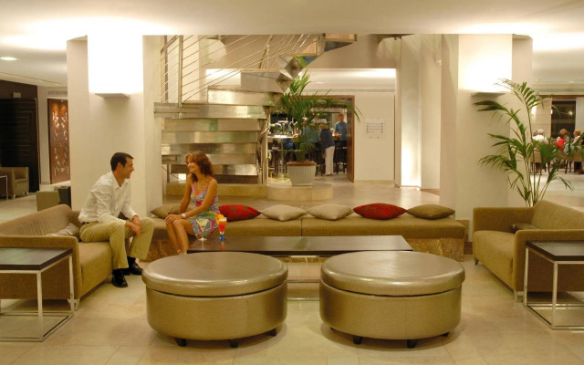 Beach Club Font de Sa Cala