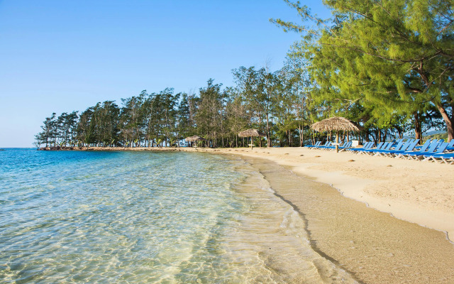 Fantasy Island Beach Resort, Dive and Marina All Inclusive