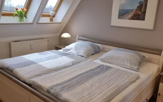 Kommodig Utkiek Modern Retreat