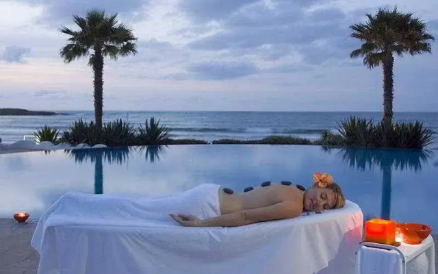 villa pied dans l eau Skhirat plage