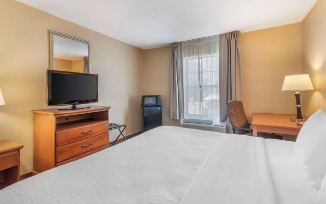 Quality Inn at Bangor Mall