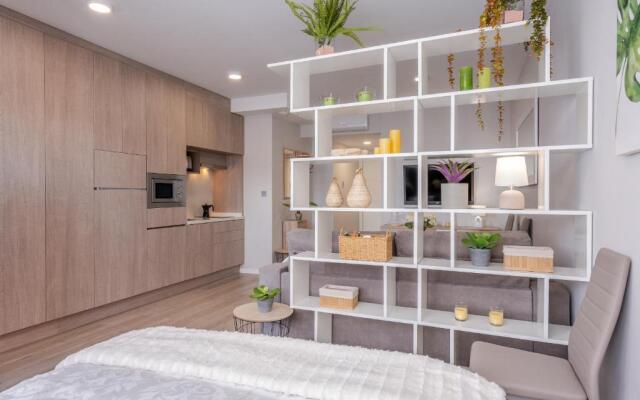 Big Apple Apartment Granada by A3Rentals