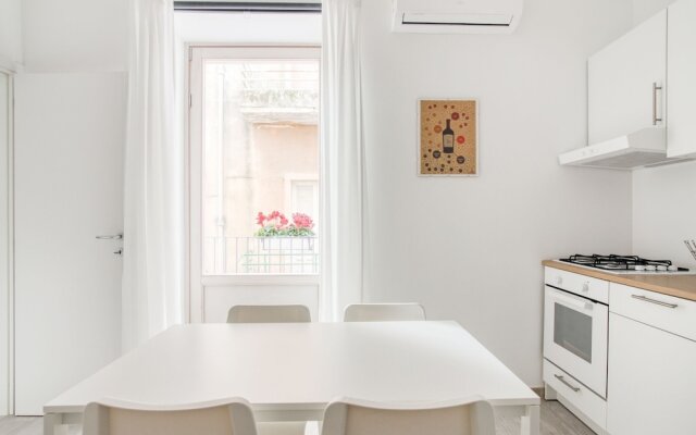 Alluring Apartment in Ragusa With Balcony