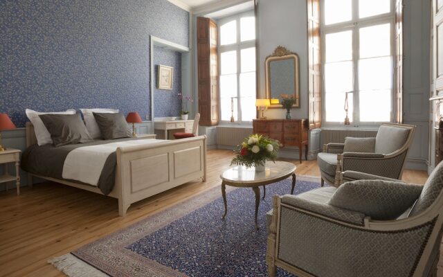 Hotel Coté Cour Chambres dhotes