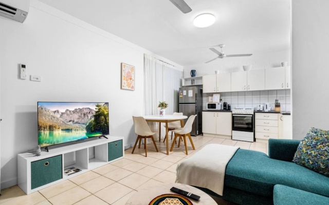 Zen Bamboo Cozy - Modern - Central – Guest Rooms – Nightcliff