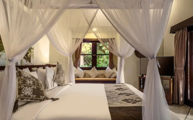 Villa Gading by Alfred in Bali - Stunning 4BD Villa in the Heart of Seminyak Beach – Guest Rooms – Kuta