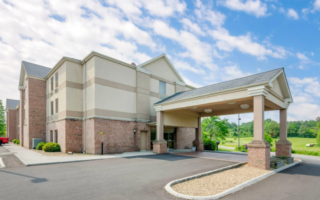 Comfort Inn & Suites Christiansburg I-81