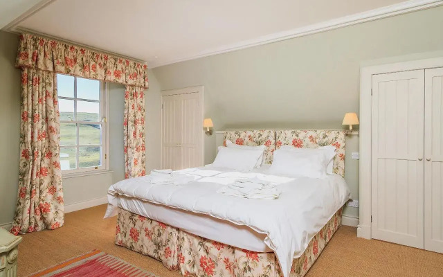 The Glen Farmhouse