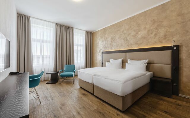 Theresian Hotel