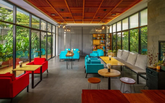 Secondfold Residence