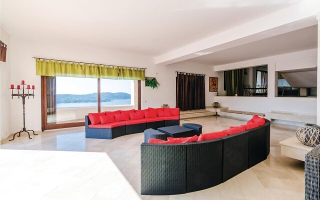 Nice Home in Orasac With Wifi and 6 Bedrooms