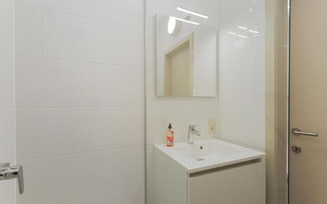 Apartment V7
