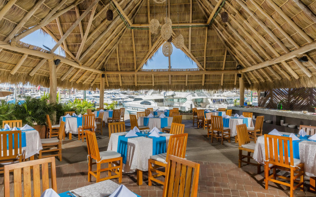 Flamingo Vallarta Hotel & Marina