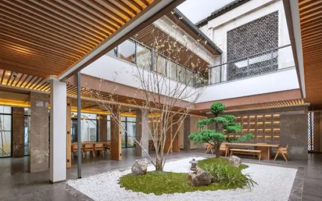 Wuyuan Wunvzhou Holiday park Hotel