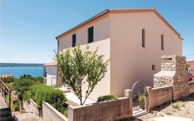 One-Bedroom Apartment in Maslenica