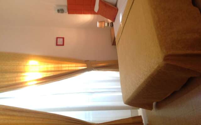 B&b Meret
