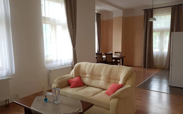 Villa Sofia Apartments
