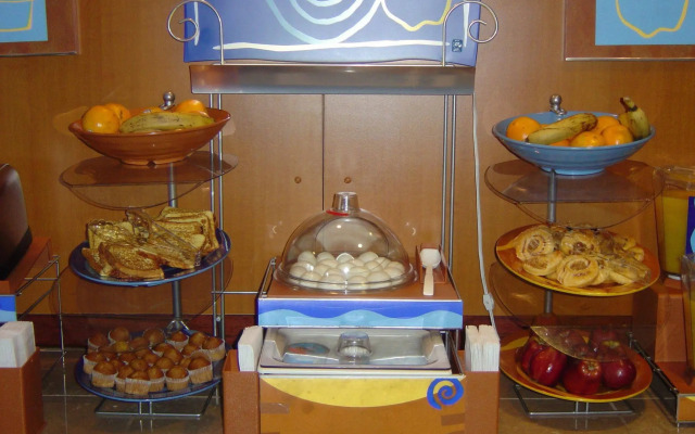 Holiday Inn Express Hotel & Suites Reidsville