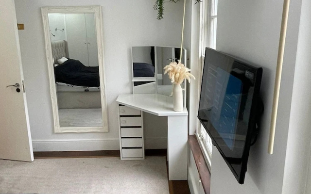 Lovely 2-bed Apartment in Brixton Central Location