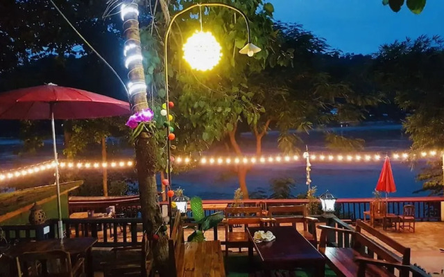 Anisa Mekong Riverside Villa