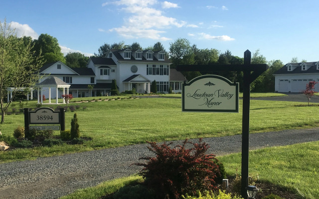 Loudoun Valley Manor