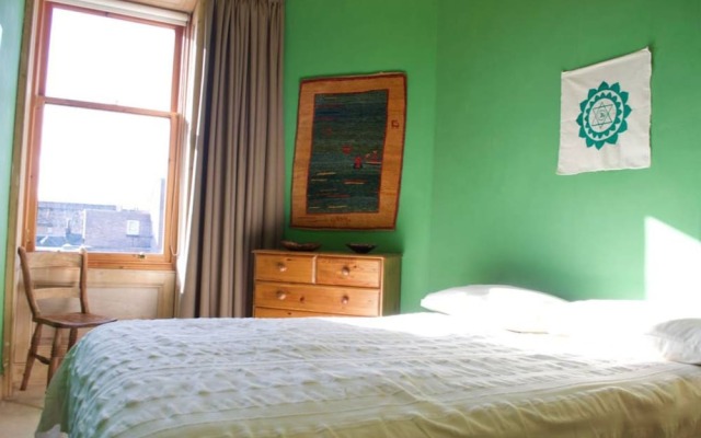 2 Bedroom Flat With Great Views