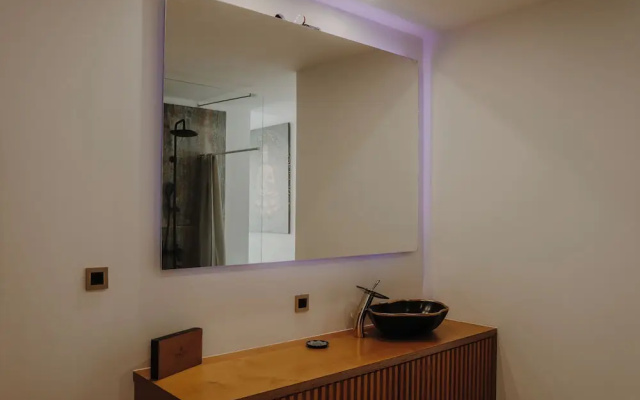 Black Amber Boutique Hotel