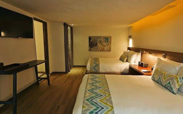 The Alest Hotel