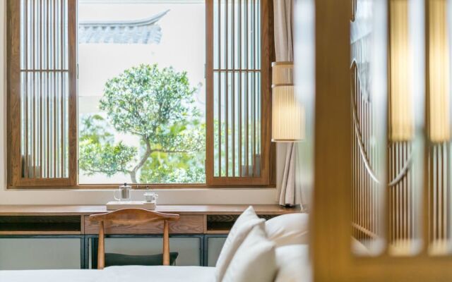 Wuhua Yishu Zen&Tea Inn Dali