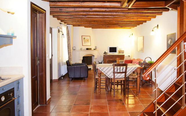 Vacation home in the Archanes with balcony