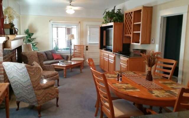 Historic House Walk Downtown