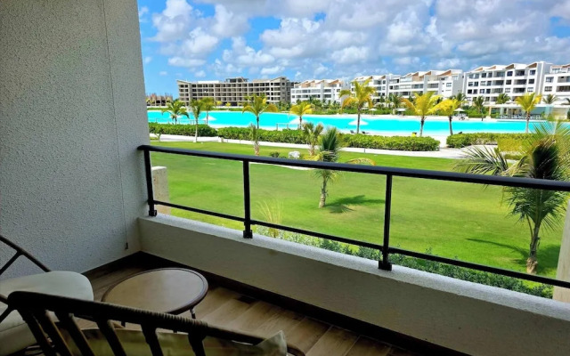 Oasis Turquesa Punta Cana Crystal Lagoon