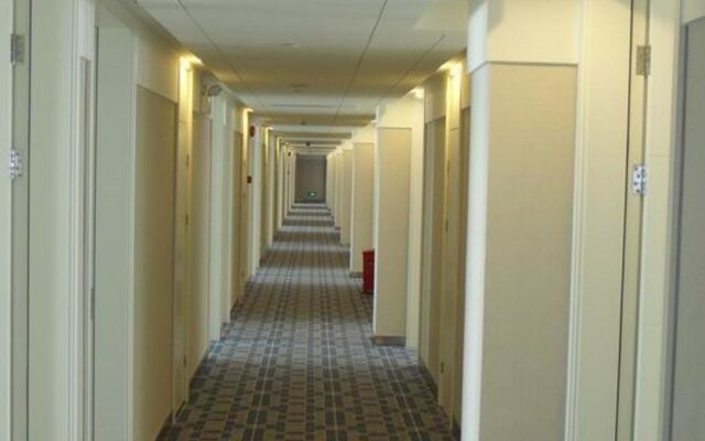 City Inn OCT Loft Branch