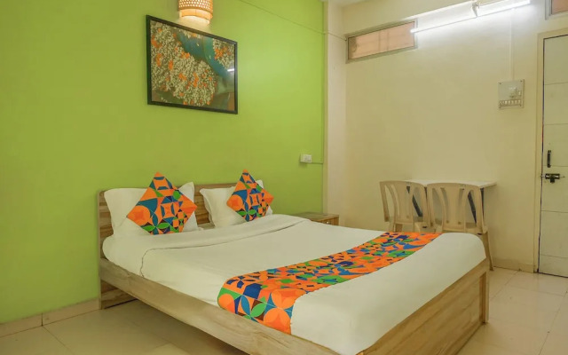 Fabhotel Saraswati Niwas