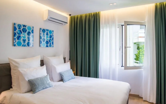 Pinacota Suites Athens
