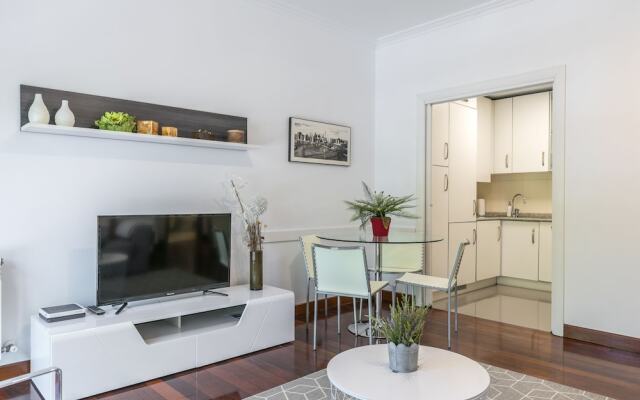 Boulevard Apartment by Sanserent