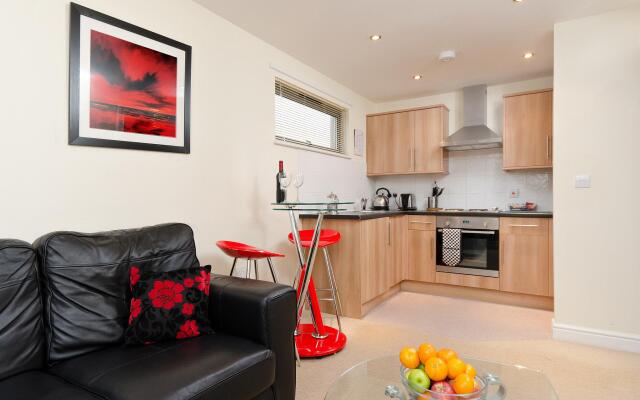 Cosy Boutique Apartment in Colourful Bristol