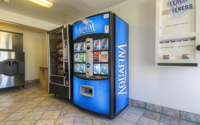 Motel 6 Rancho Mirage, CA - Palm Springs