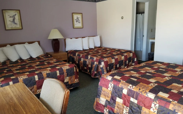 Clark's Beach Motel