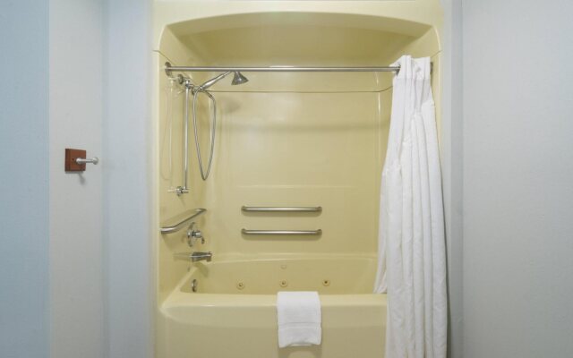 Holiday Inn Express Hotel & Suites Easton by IHG
